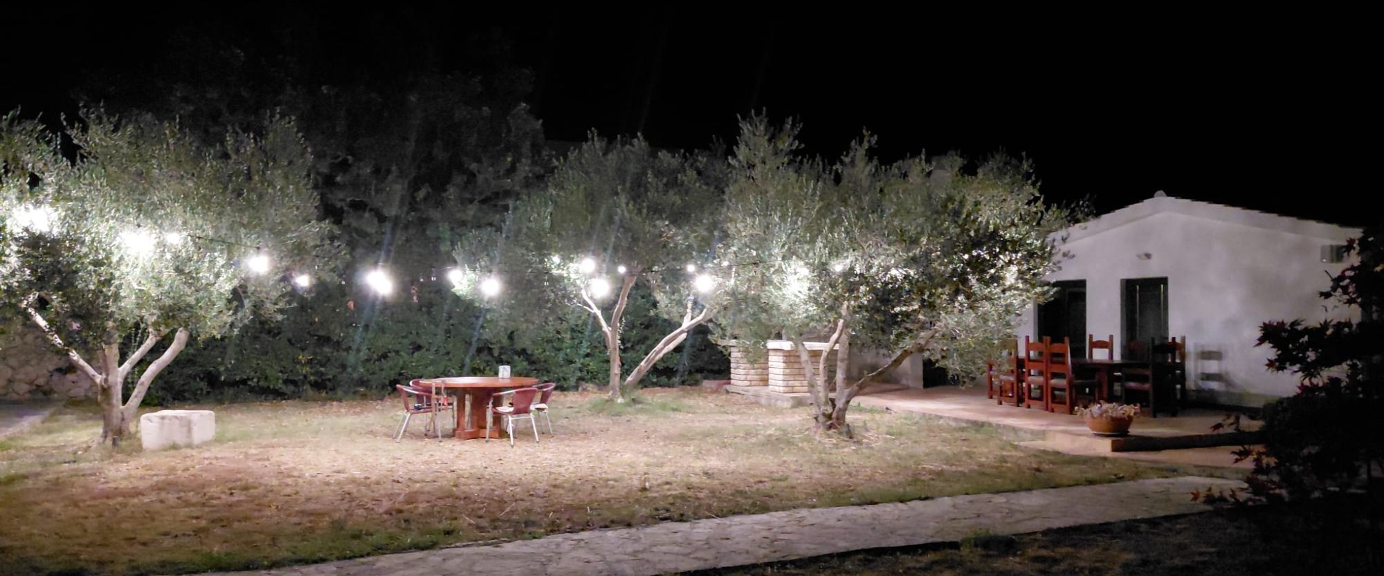 Tennis court island of Pag